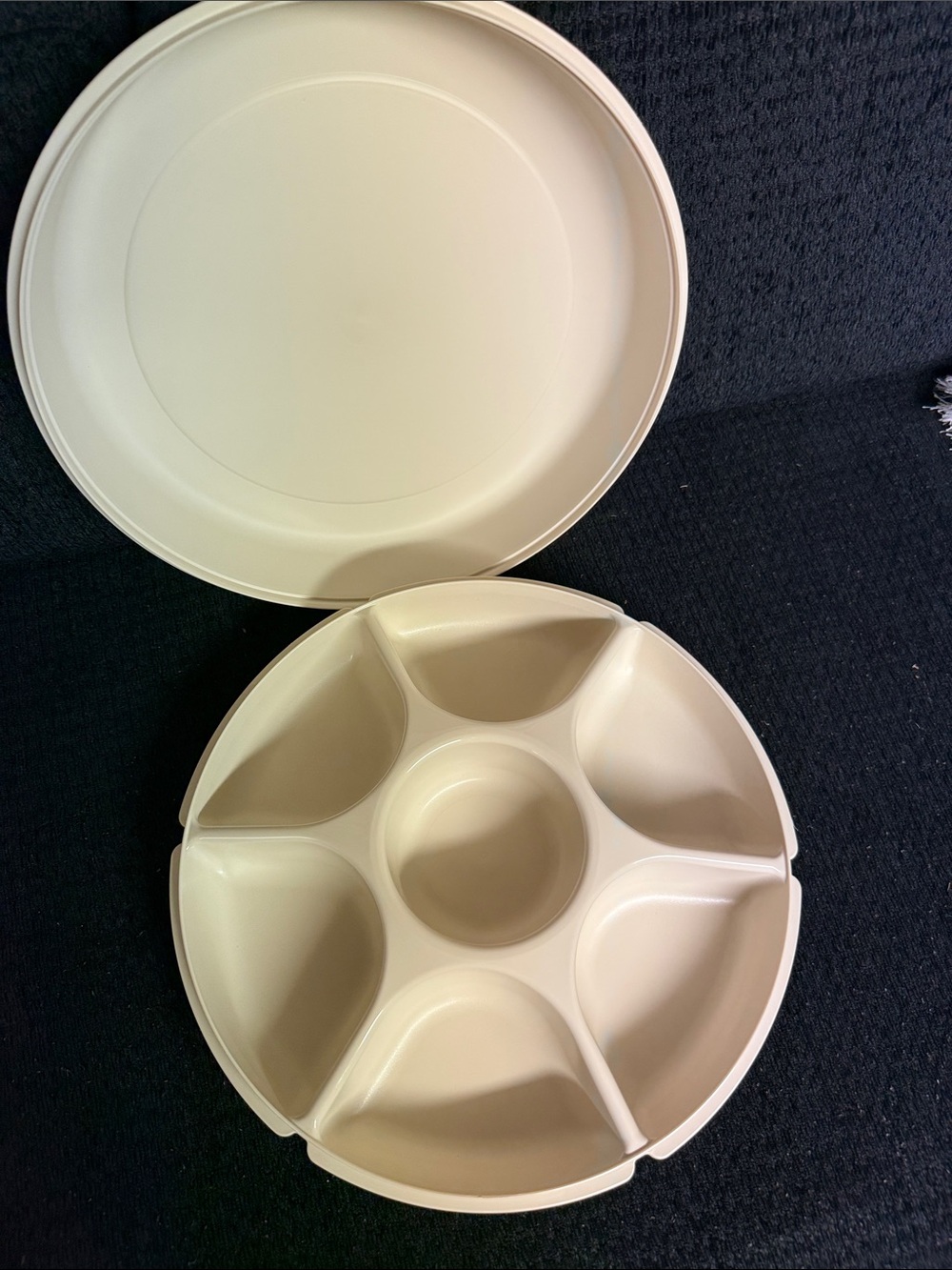 Tupperware Cream Divided Serving Tray with Lid